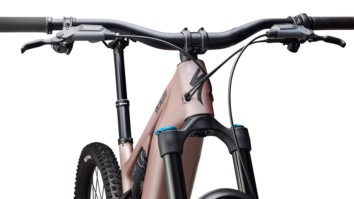 Turbo Levo 4 Comp Carbon – Steuerrohr-Detail